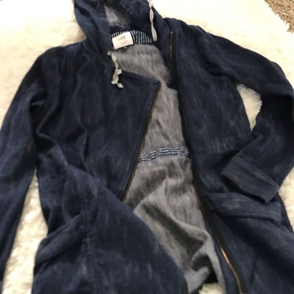 #21 Cabi Blue Zip Hooded Jacket Style 5100 EUC - Picture 12 of 16